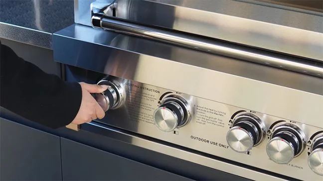 Luxury premium grilling station for outdoor cooking